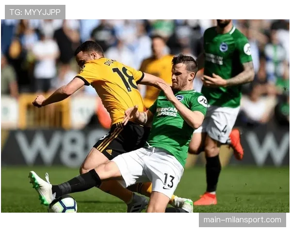 狼队改用三后卫体系成功保级 22场比赛拿到33分