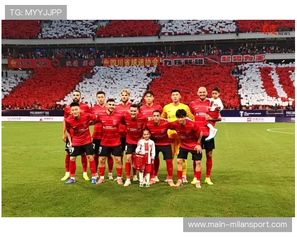 约翰阿洛伊西边路重锤战术奏效 蓉城四后卫体系激活进攻宽度